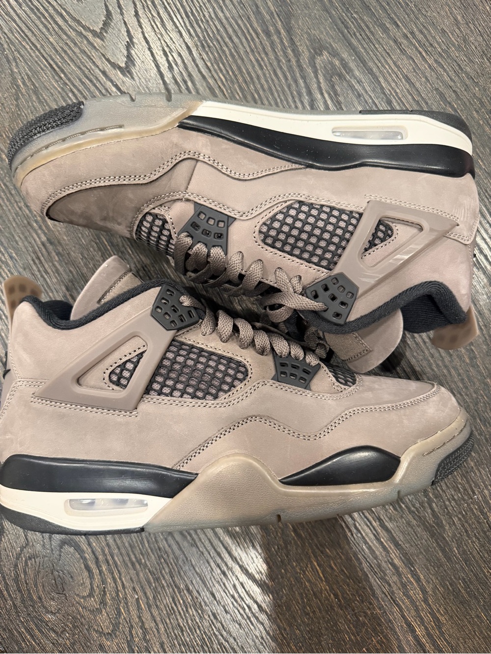 Air Jordan 4 Retro Cave Stone men’s size 9.5